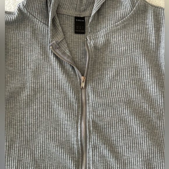 Shein Color Gray Cropped Zip Up Hooded Women’s Jacket Size Medium - Picture 3 of 13